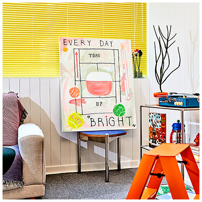 래디언-C 크림 일러스트 전시현장