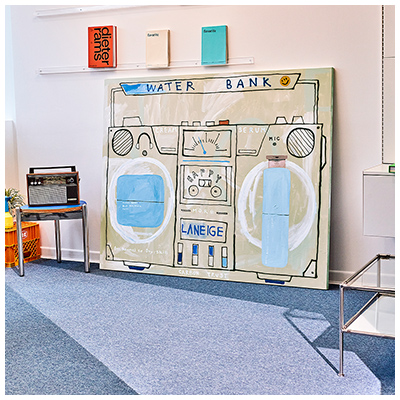 워터뱅크 크림 및 세럼 일러스트 전시현장